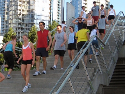 Knee pain with stairs may be an early sign of arthritis